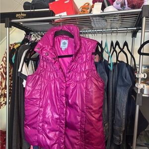 Izod Women's Pink Vest